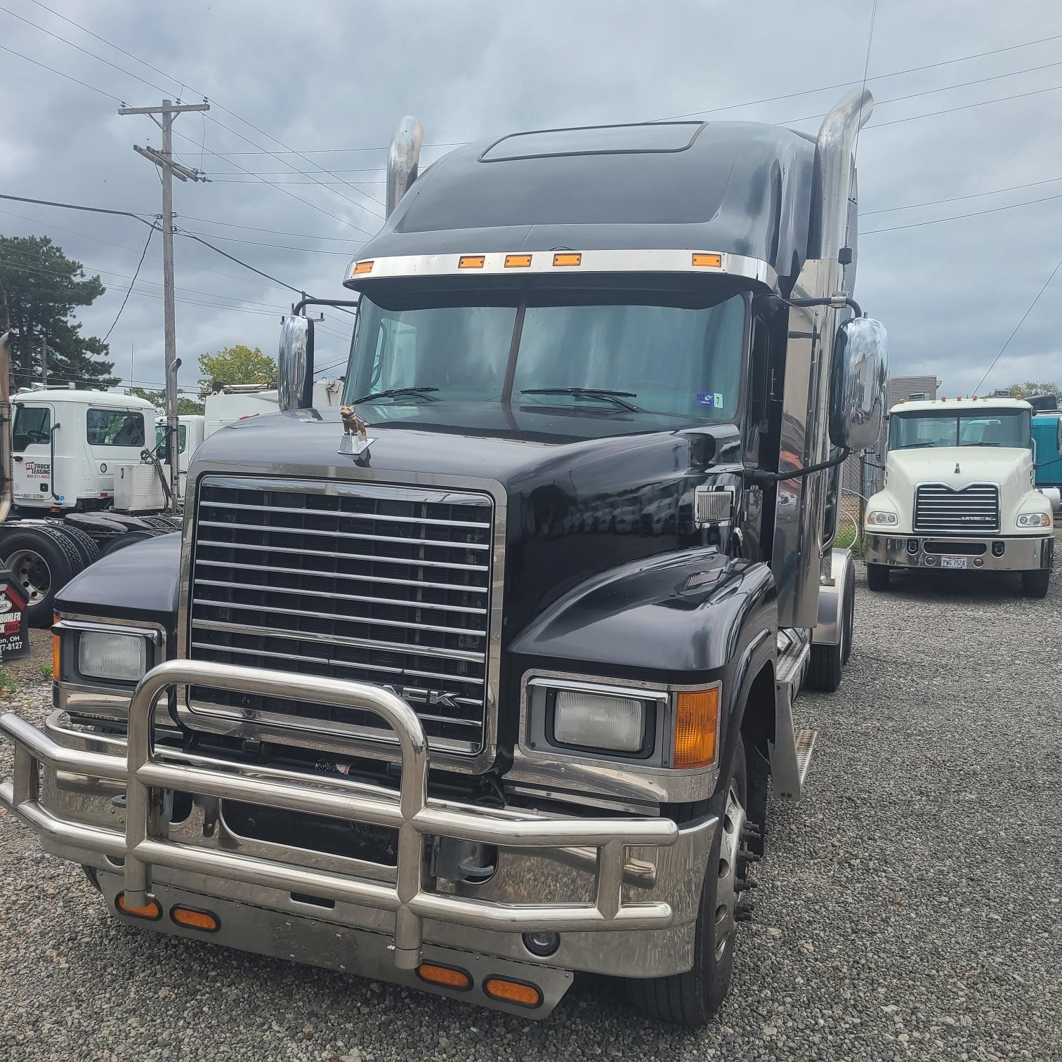 2017 MACK PINNACLE CHU613 RAWHIDE 8041349869