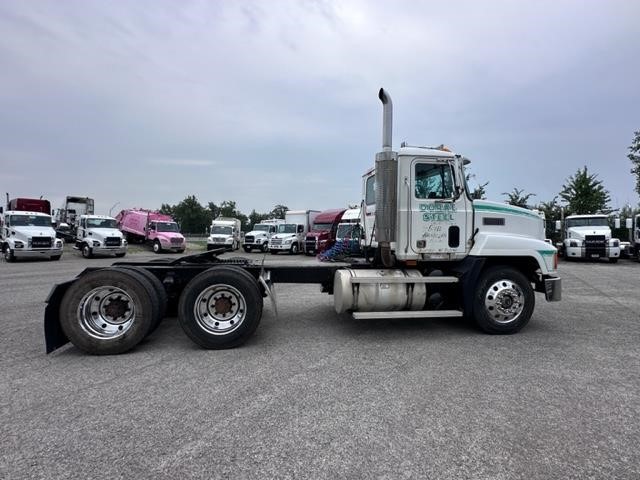 1995 MACK CH613 9013322838