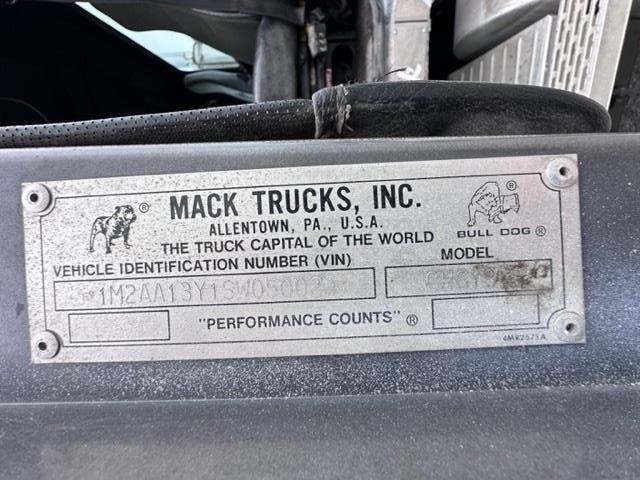 1995 MACK CH613 9013358798