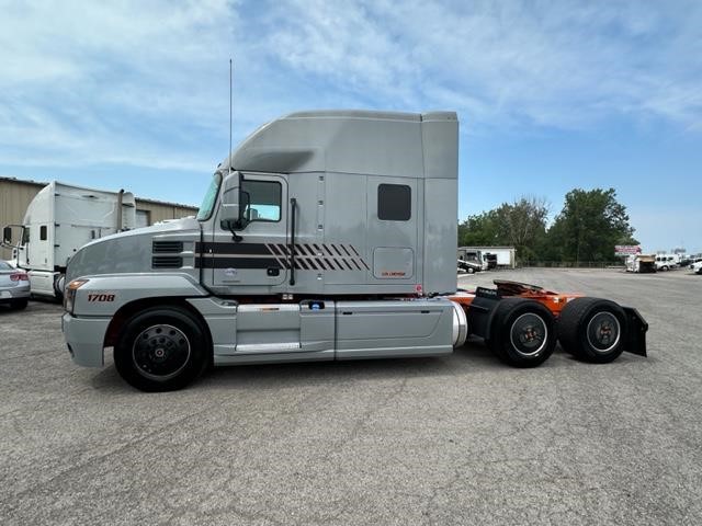 2020 MACK ANTHEM 64T 9016902416