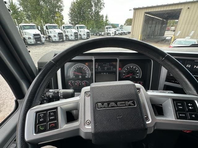 2020 MACK ANTHEM 64T 9016902465