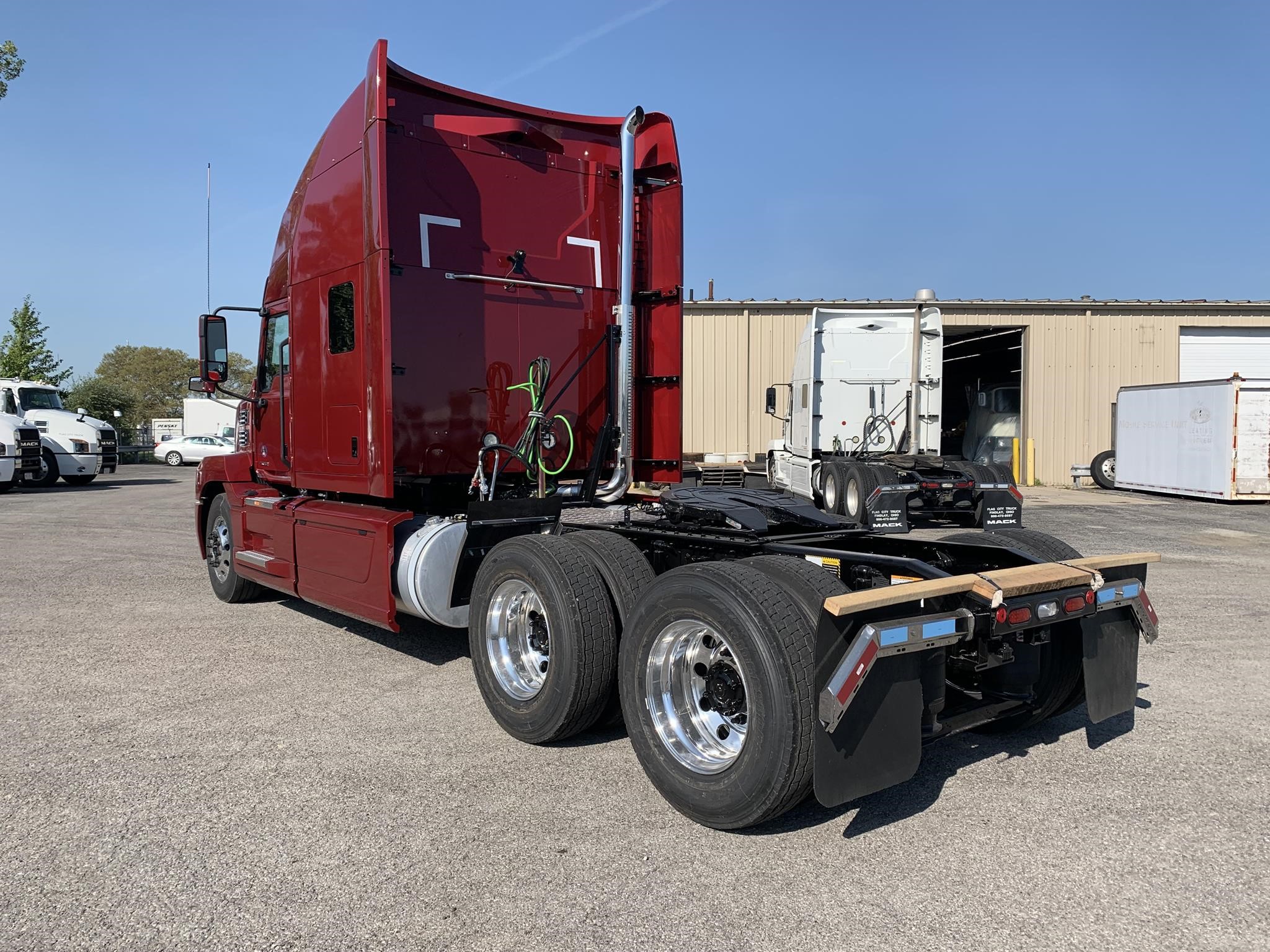 2025 MACK ANTHEM 64T 9022741345