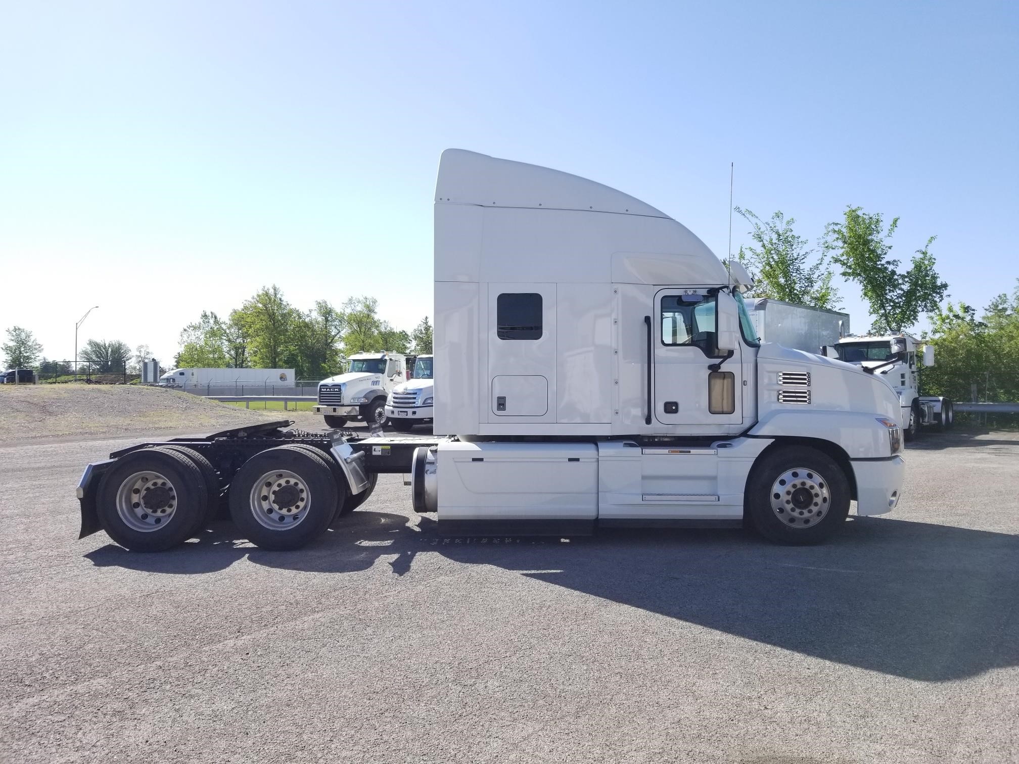 2020 MACK ANTHEM 64T 9005136433