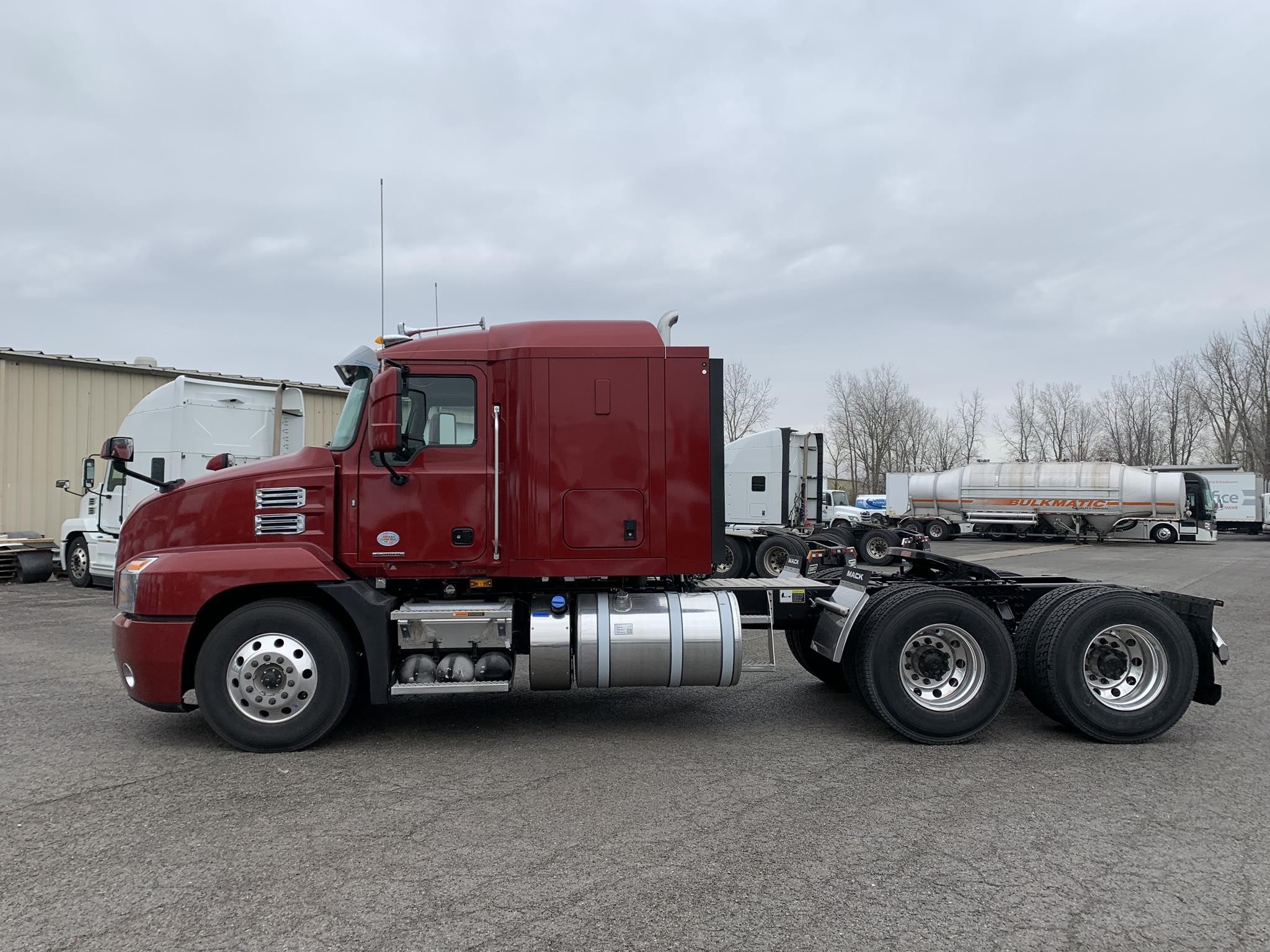 2025 MACK ANTHEM 64T 9036591284