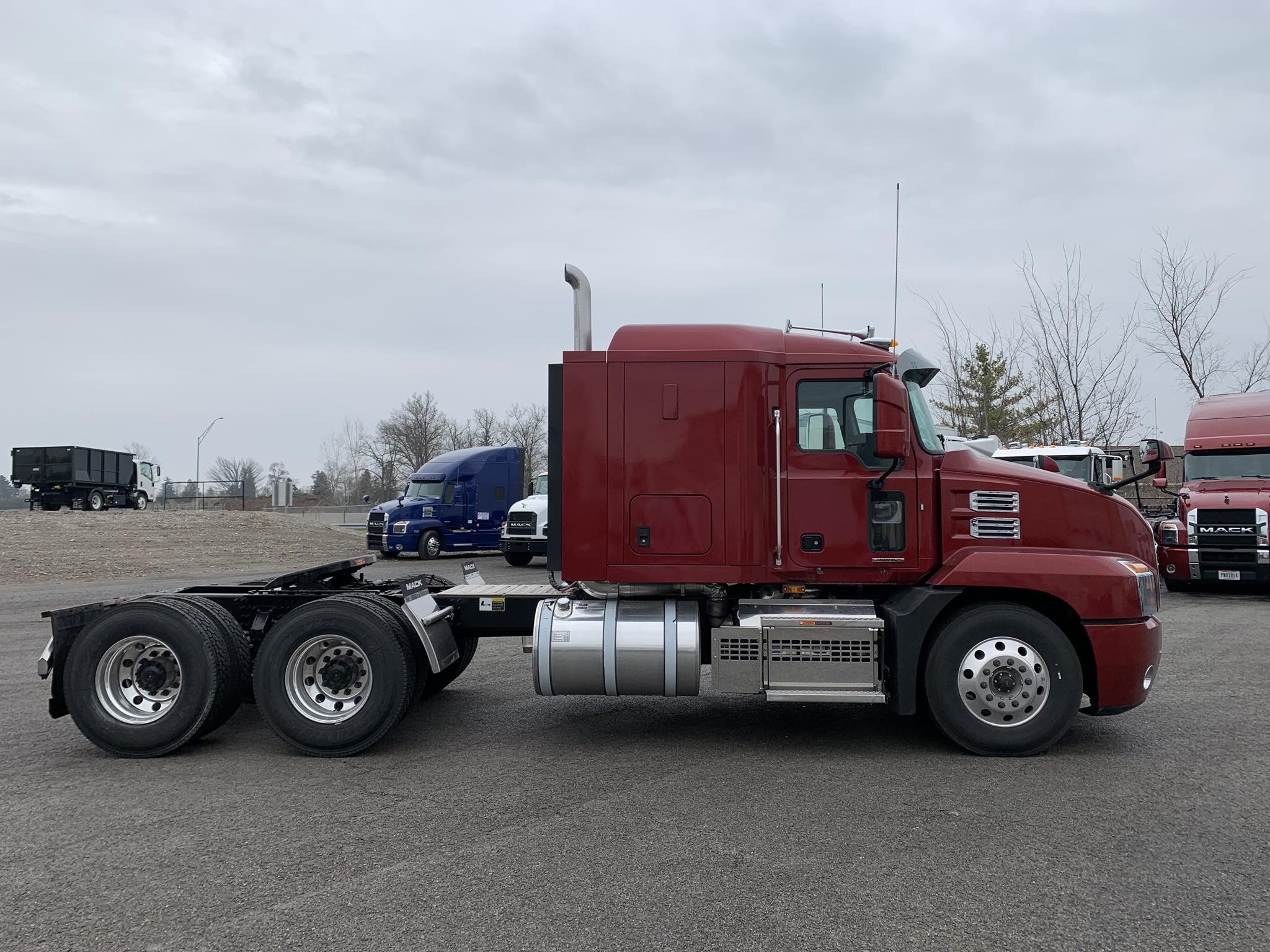 2025 MACK ANTHEM 64T 9036591337