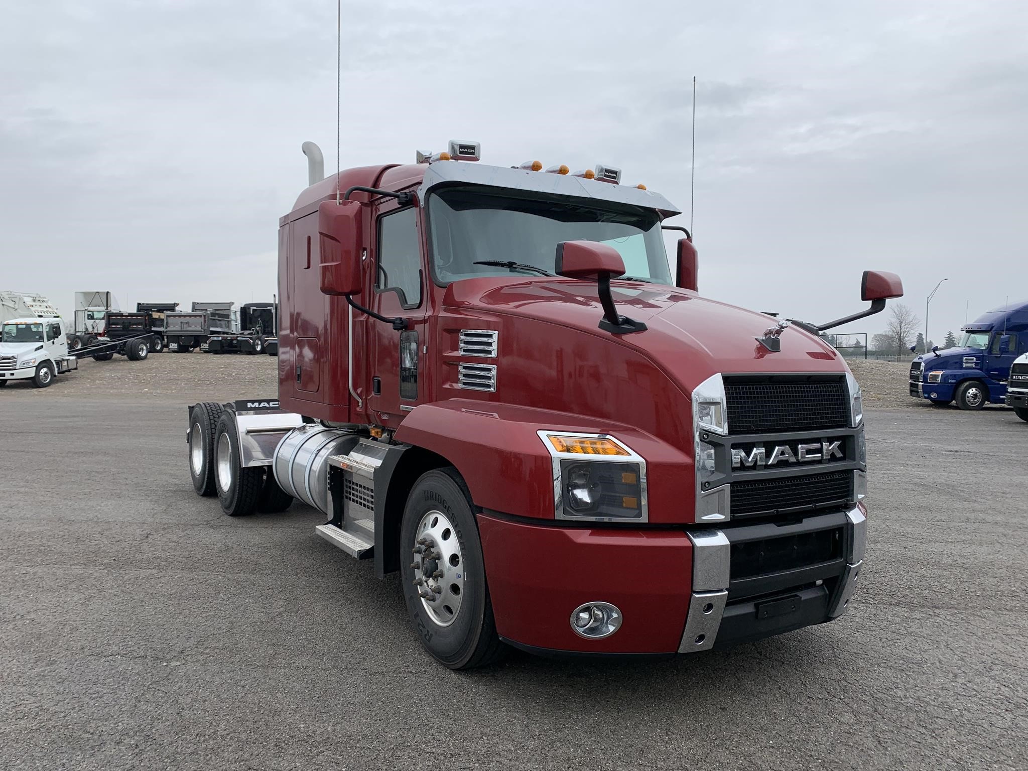 2025 MACK ANTHEM 64T 9036591348